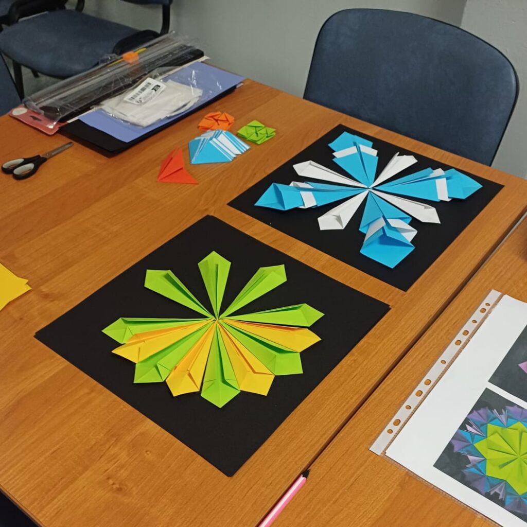Logika Kartki Papieru Światowy Dzień Origami (11)