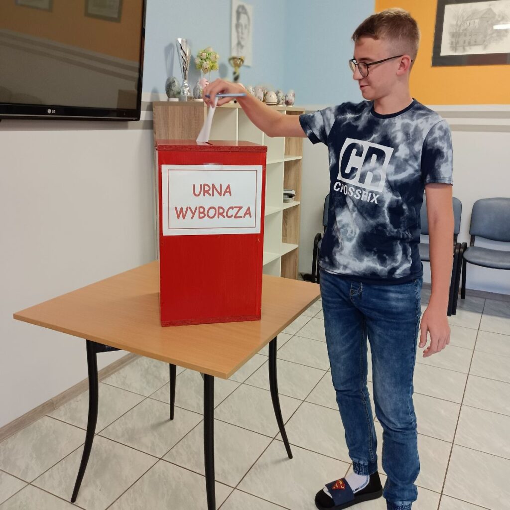 Wybory Do Samorządu W Bursie Szkolnej Rcez 2024 (1)