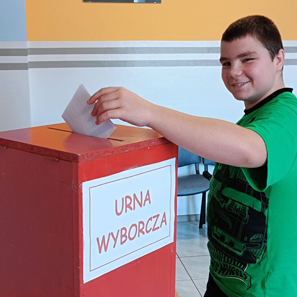 Wybory Do Samorządu W Bursie Szkolnej Rcez 2024 (19)