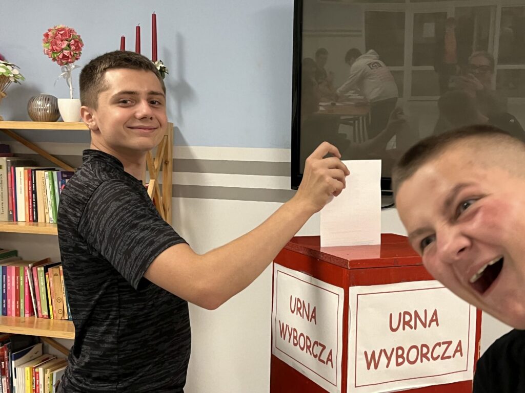 Wybory Do Samorządu W Bursie Szkolnej Rcez 2024 (9)