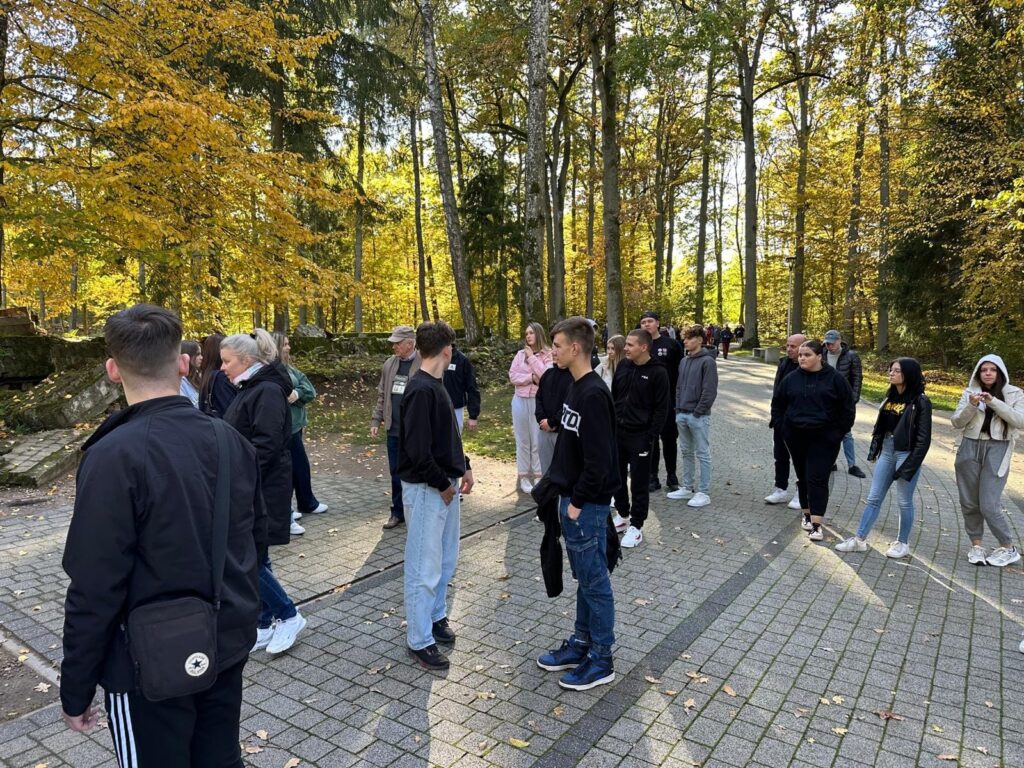 Wycieczka Uczniów Z Wolontariatu Rcez W Ramach Programu Podróże Z Klasą Mazury (14)