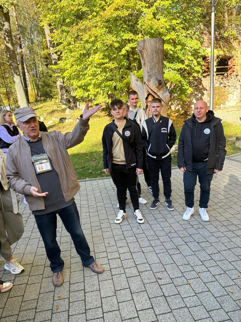 Wycieczka Uczniów Z Wolontariatu Rcez W Ramach Programu Podróże Z Klasą Mazury (18)