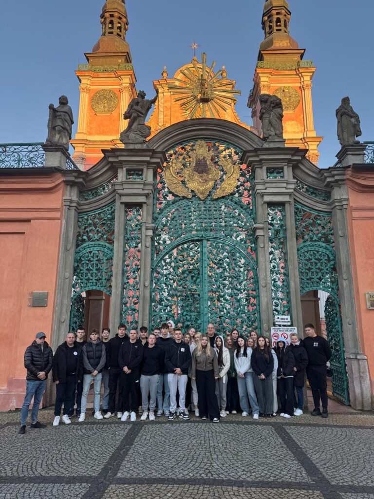 Wycieczka Uczniów Z Wolontariatu Rcez W Ramach Programu Podróże Z Klasą Mazury (4)