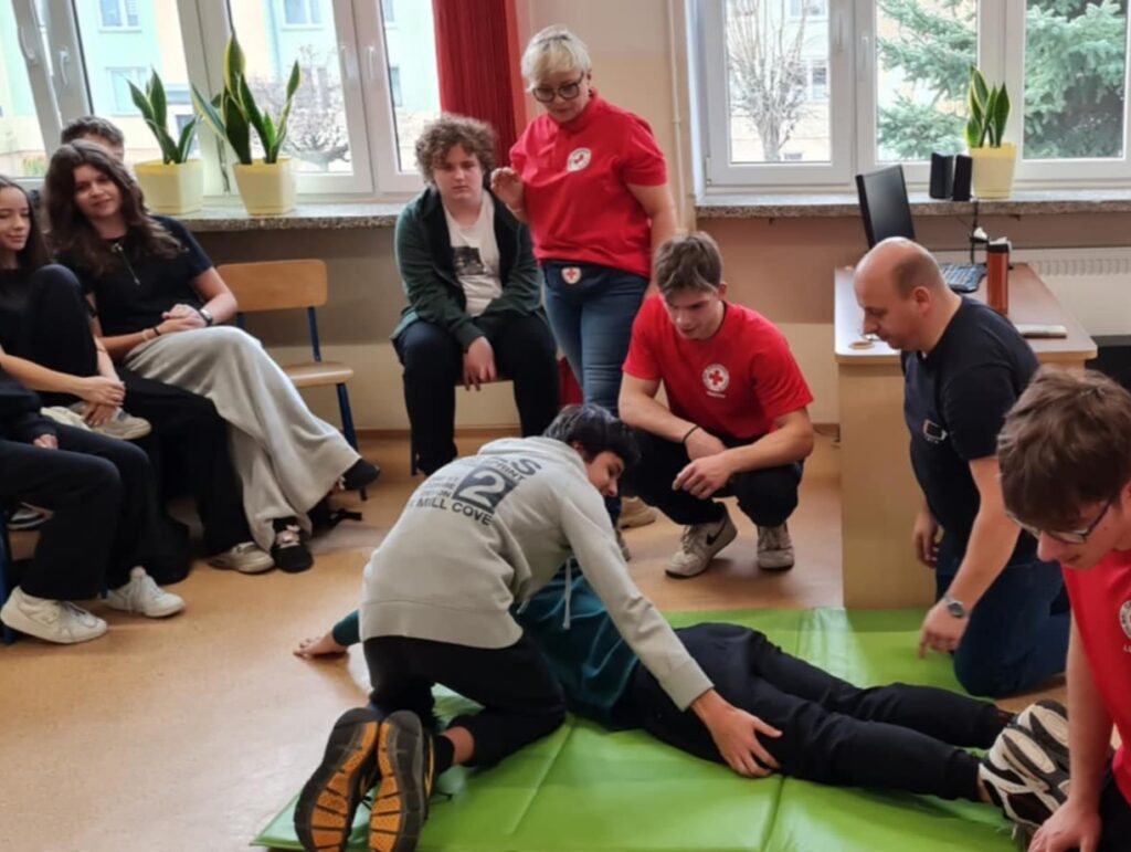 467039727 1099190312210432 2643067183591320468 N