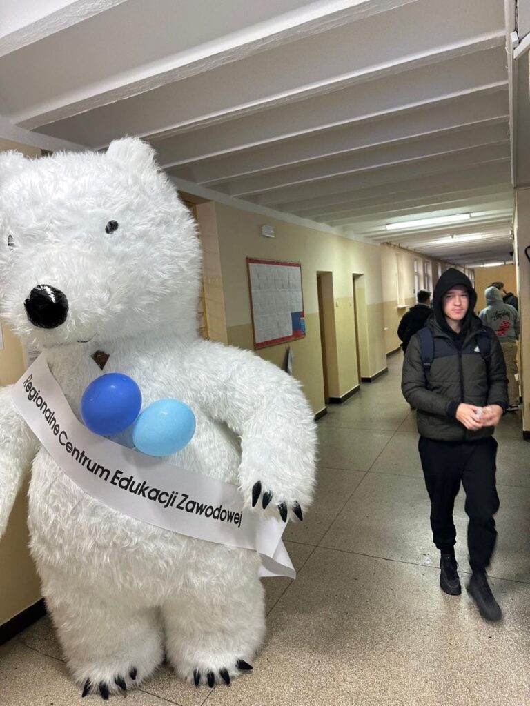 467870107 1102813828514747 8657190734107603090 N