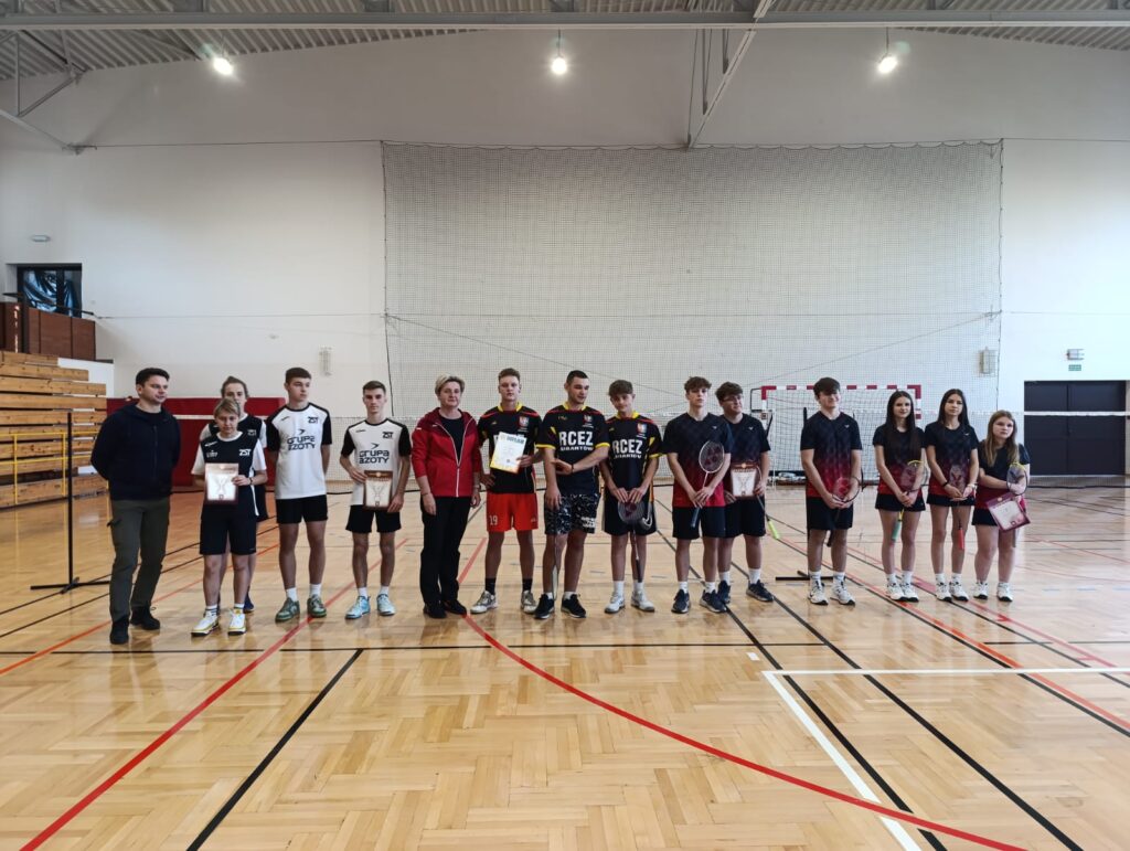 Rcez Z I Miejscem W Mistrzostwach Rejonu W Badmintonie Chłopców Licealiada (1)