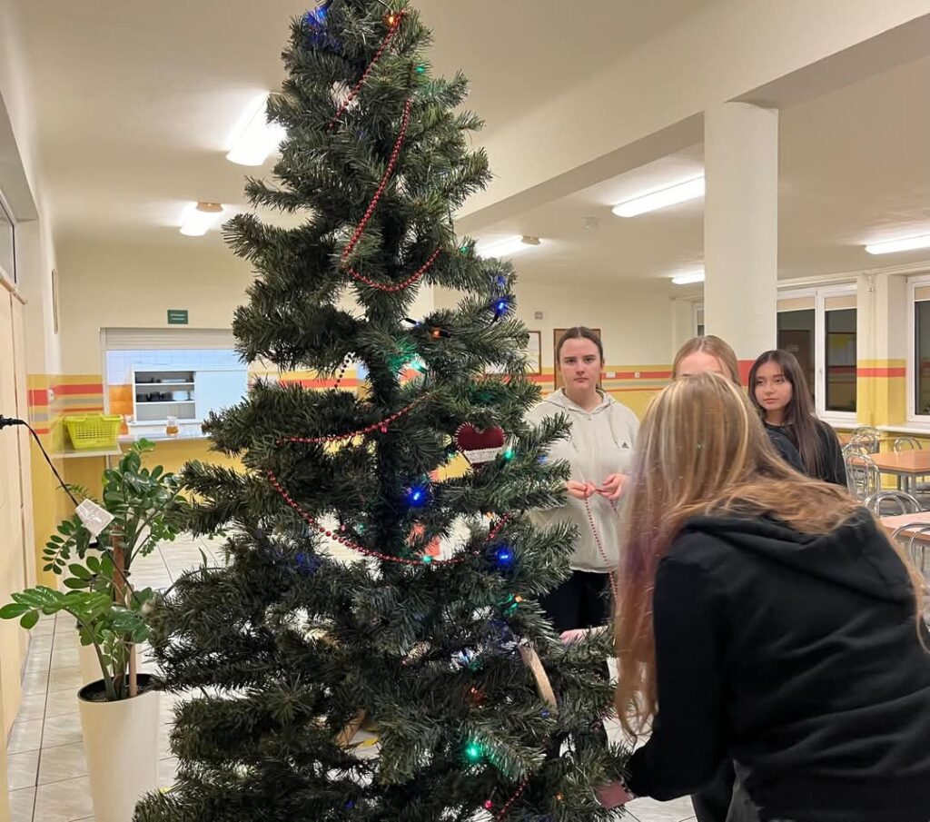 Fb Img 1733607535492