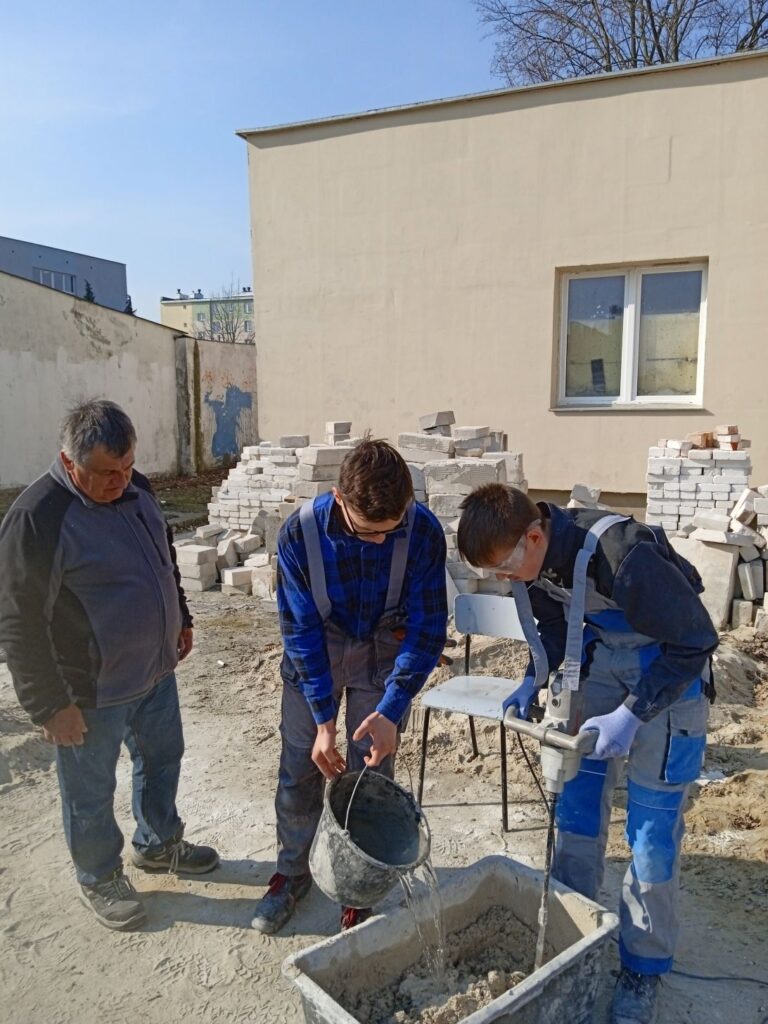 Img 20250310 095356 1