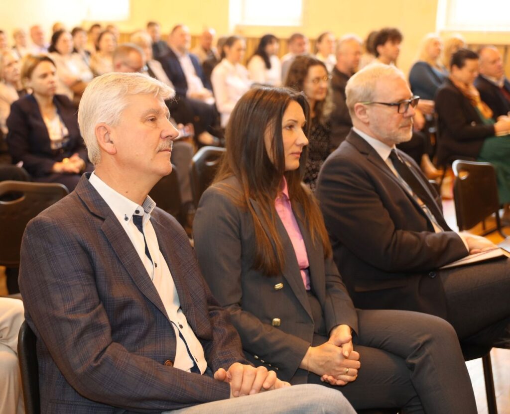 497568233 1004867128499634 6915183143219699669 n