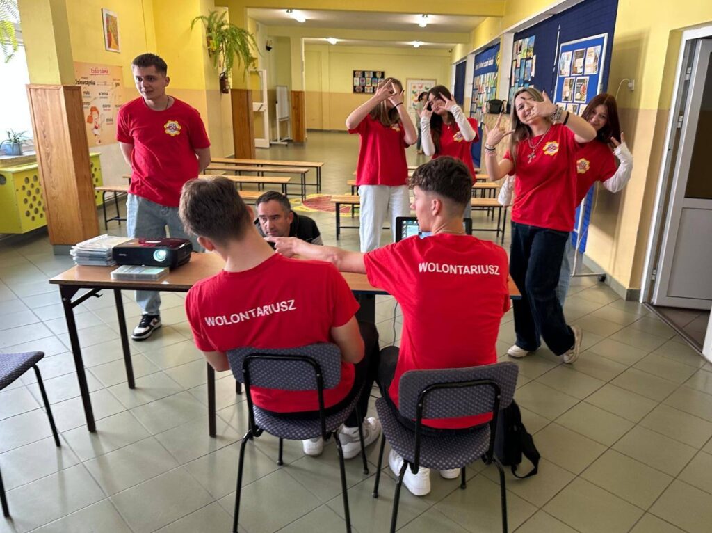 499552758 1252184200244375 5486691130436600888 n