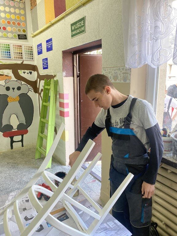 Wykonywanie robót malarskich na zajęciach praktycznych
