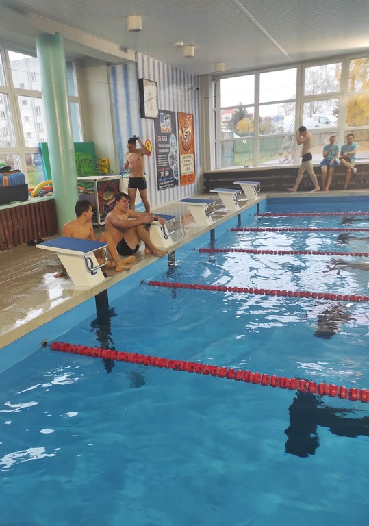 Awans ucznia RCEZ w Mistrzostwach Powiatu w pływaniu