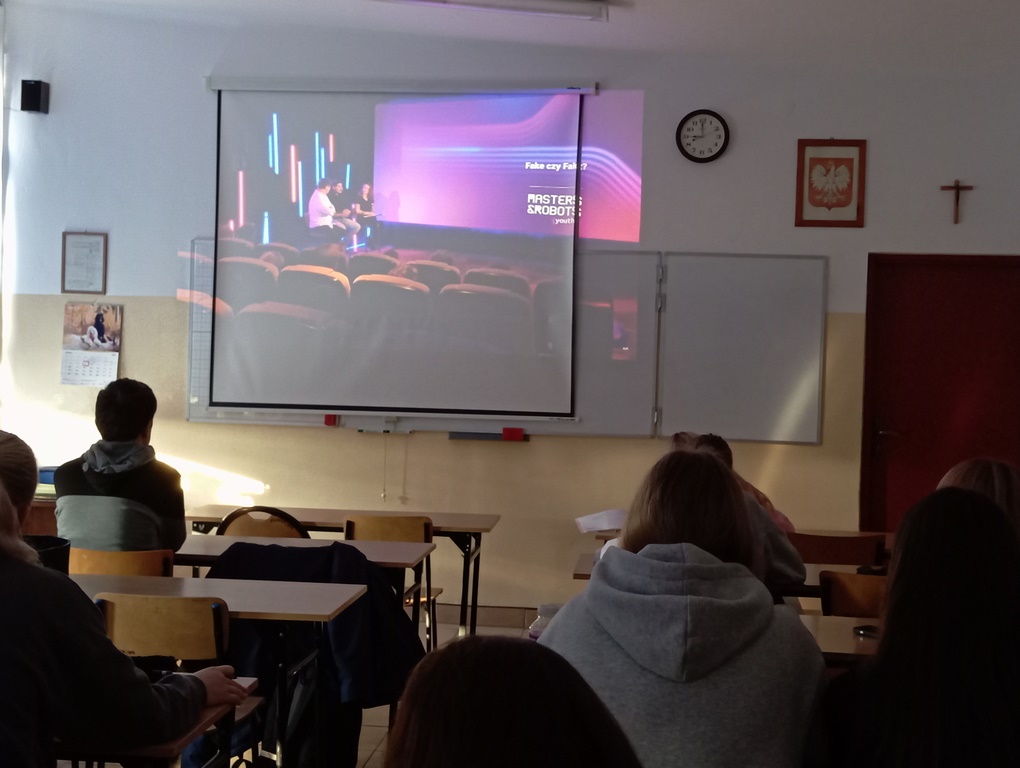 Udział klasy 5Tek w retransmisji konferencji Masters & Robots Youth