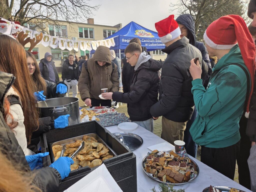 RCEZ wypełniła magia świąt!