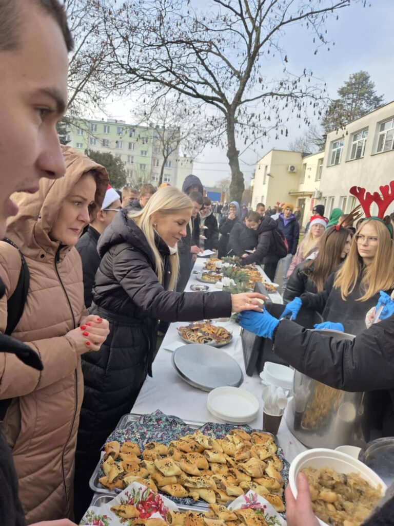 RCEZ wypełniła magia świąt!