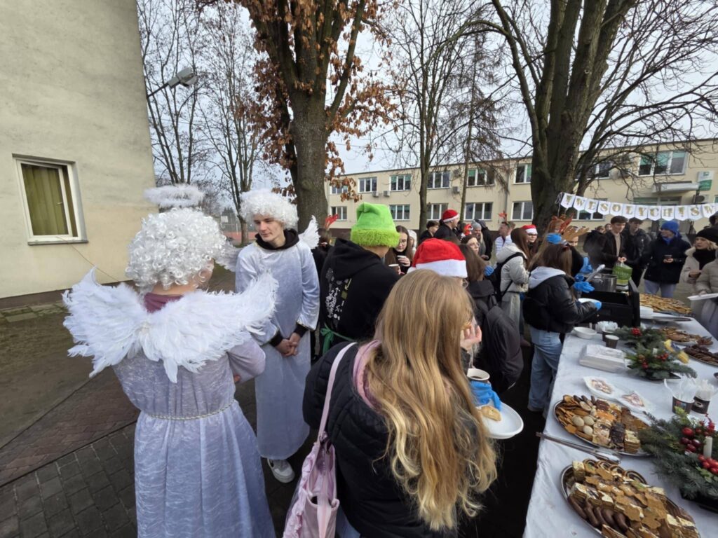 RCEZ wypełniła magia świąt!