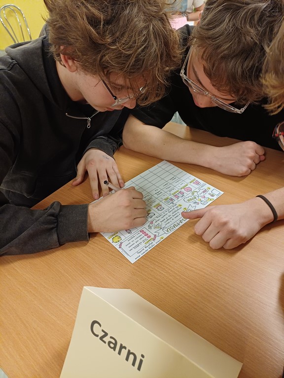 Turniej „Państwa–Miasta” w bursie – pierwsza runda za nami!