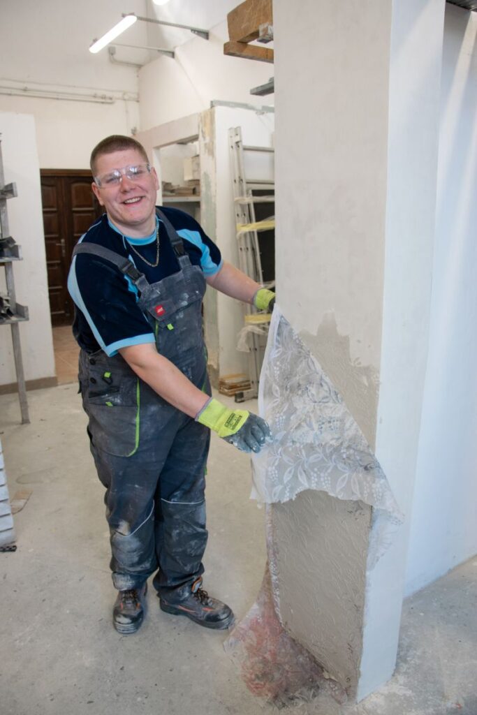 Rcez monter robo wykonczeniowych bs