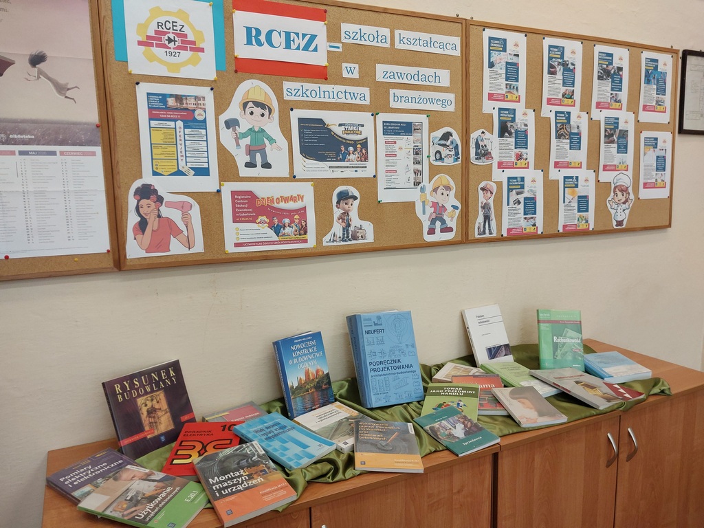 Dzień Otwarty RCEZ w bibliotece