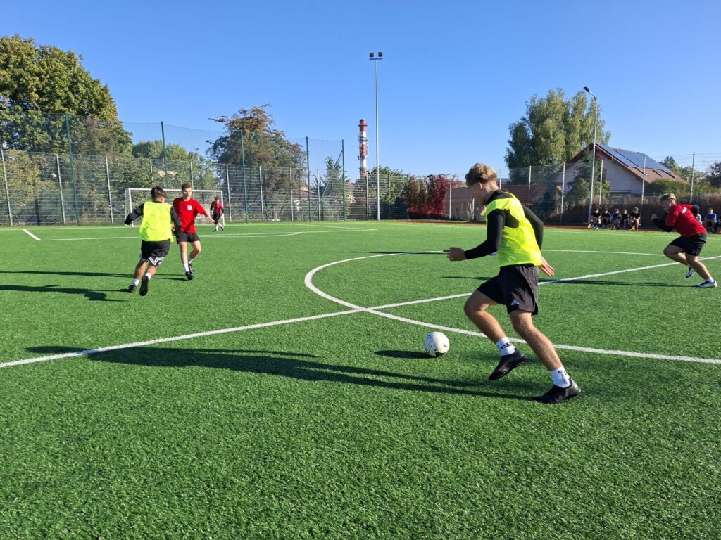 Pilka nozna rcez 2026