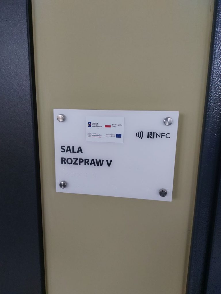 1000031873